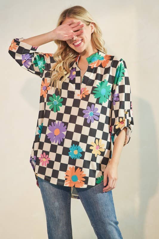 THREE QUARTER BUTTON SLEEVE MANDARIN FLORAL TOP: (S-M-L)