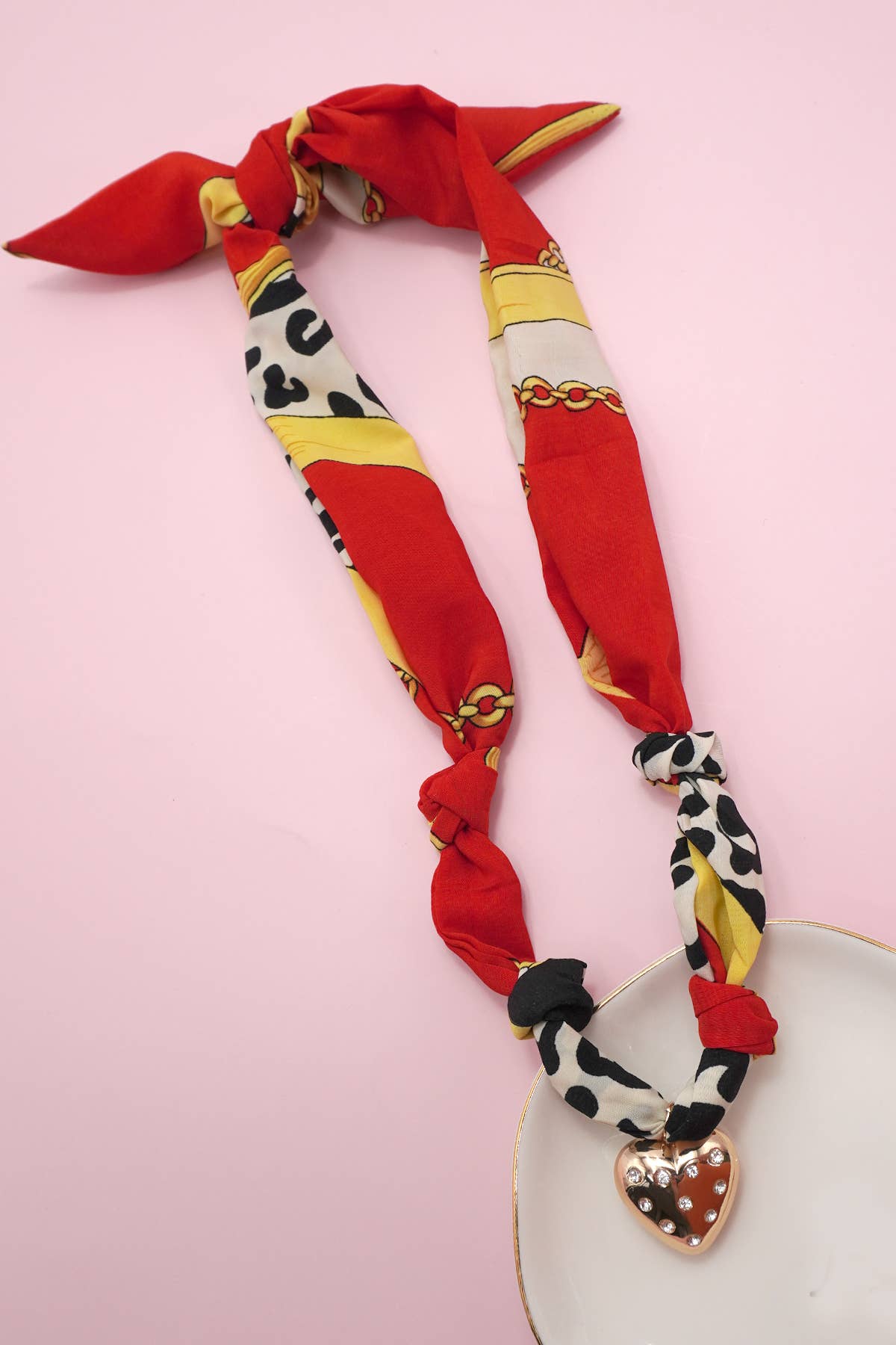 HANDMADE SCARF CHARM NECKLACE | 80N91790: G