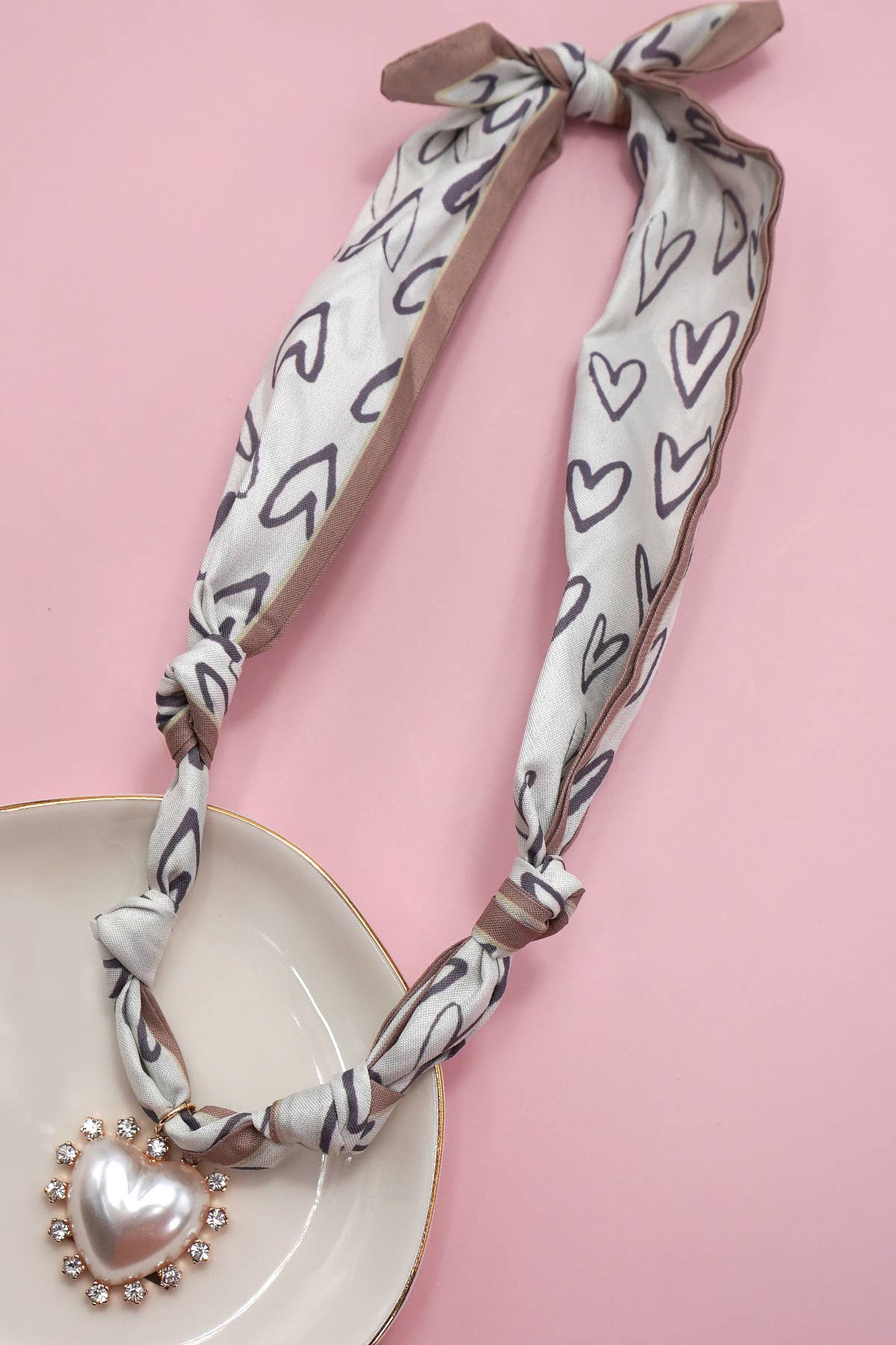 HANDMADE SCARF CHARM NECKLACE | 80N91790: G