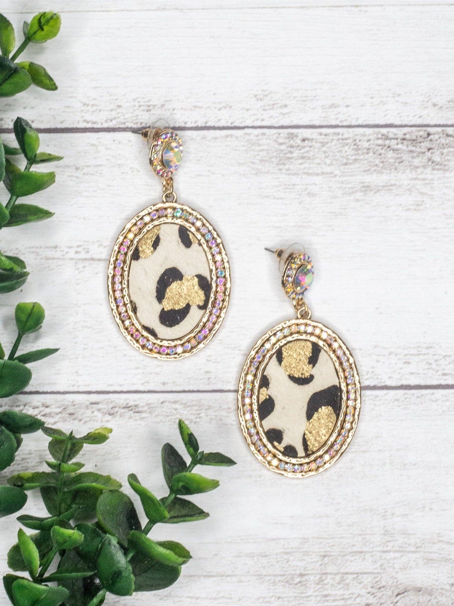 Cowboy Killer Oval Crystal Gold Leopard Earrings: Leopard / One Size