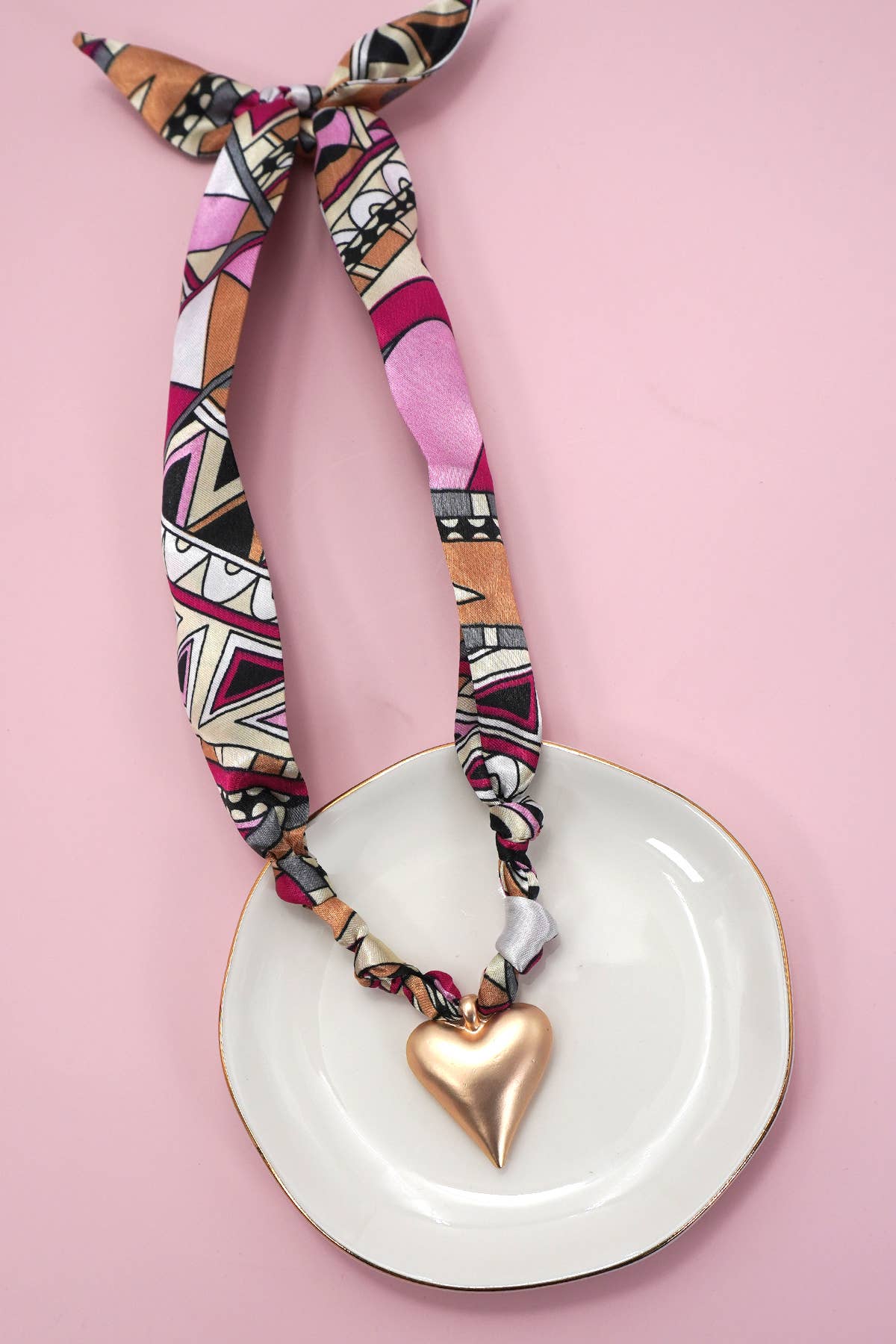 HANDMADE SCARF CHARM NECKLACE | 80N91790: G
