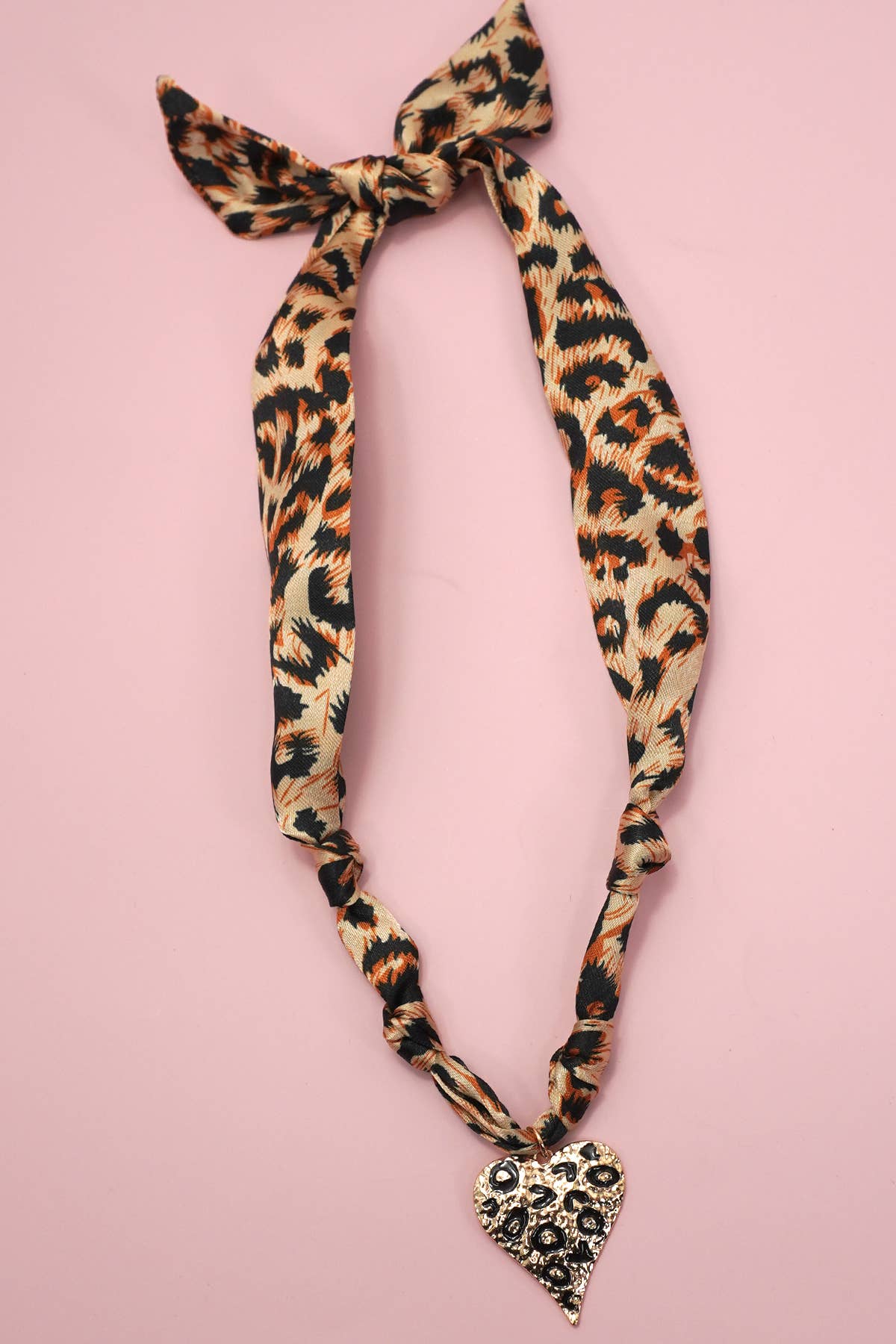 HANDMADE SCARF CHARM NECKLACE | 80N91790: G