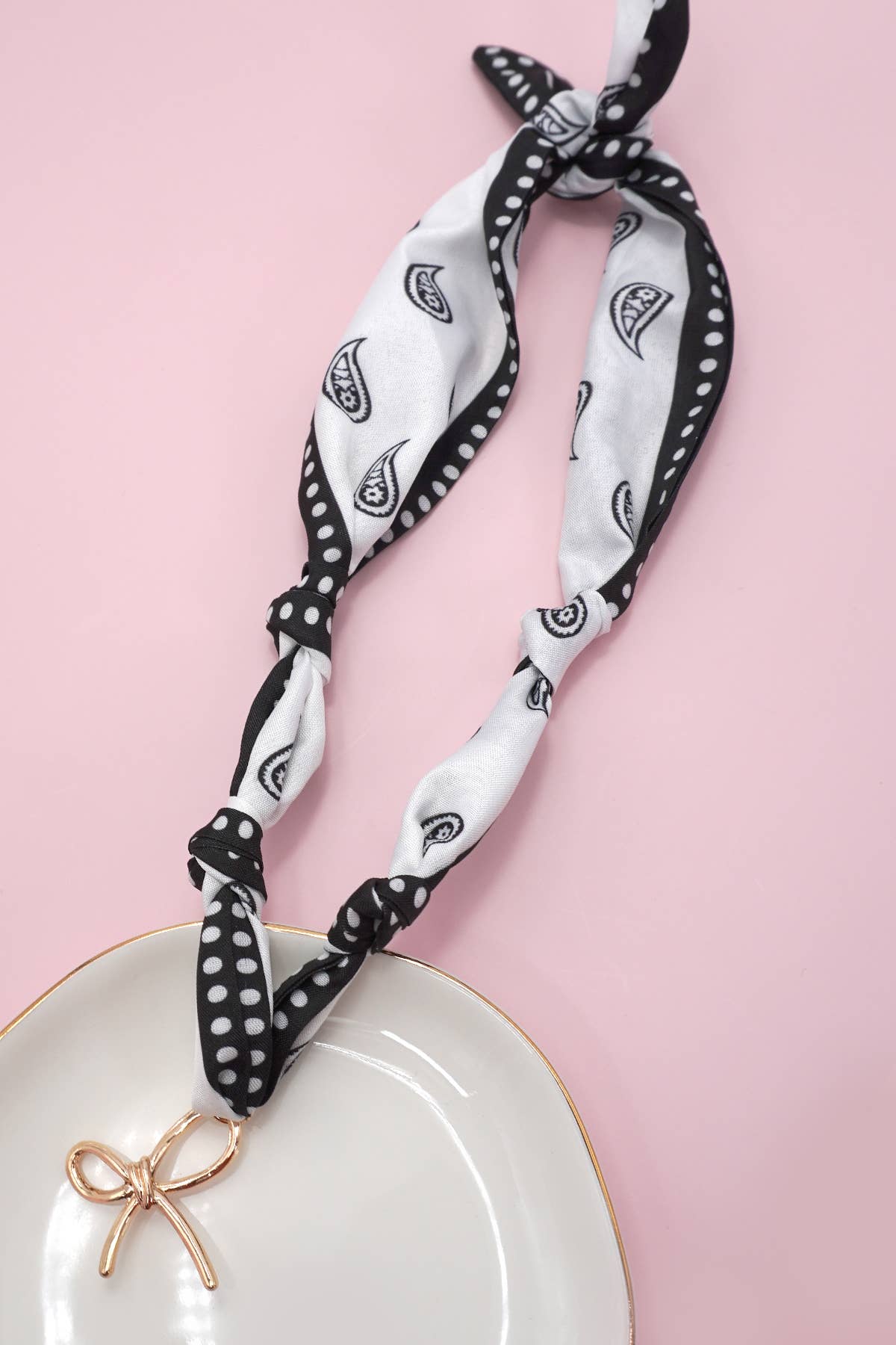 HANDMADE SCARF CHARM NECKLACE | 80N91790: G