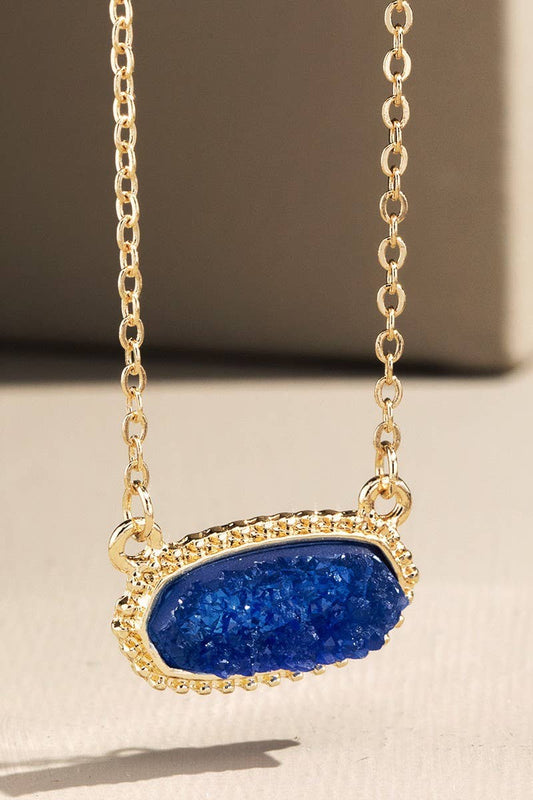 Drusy Accented Short Pendant Necklace: Midnight Blue