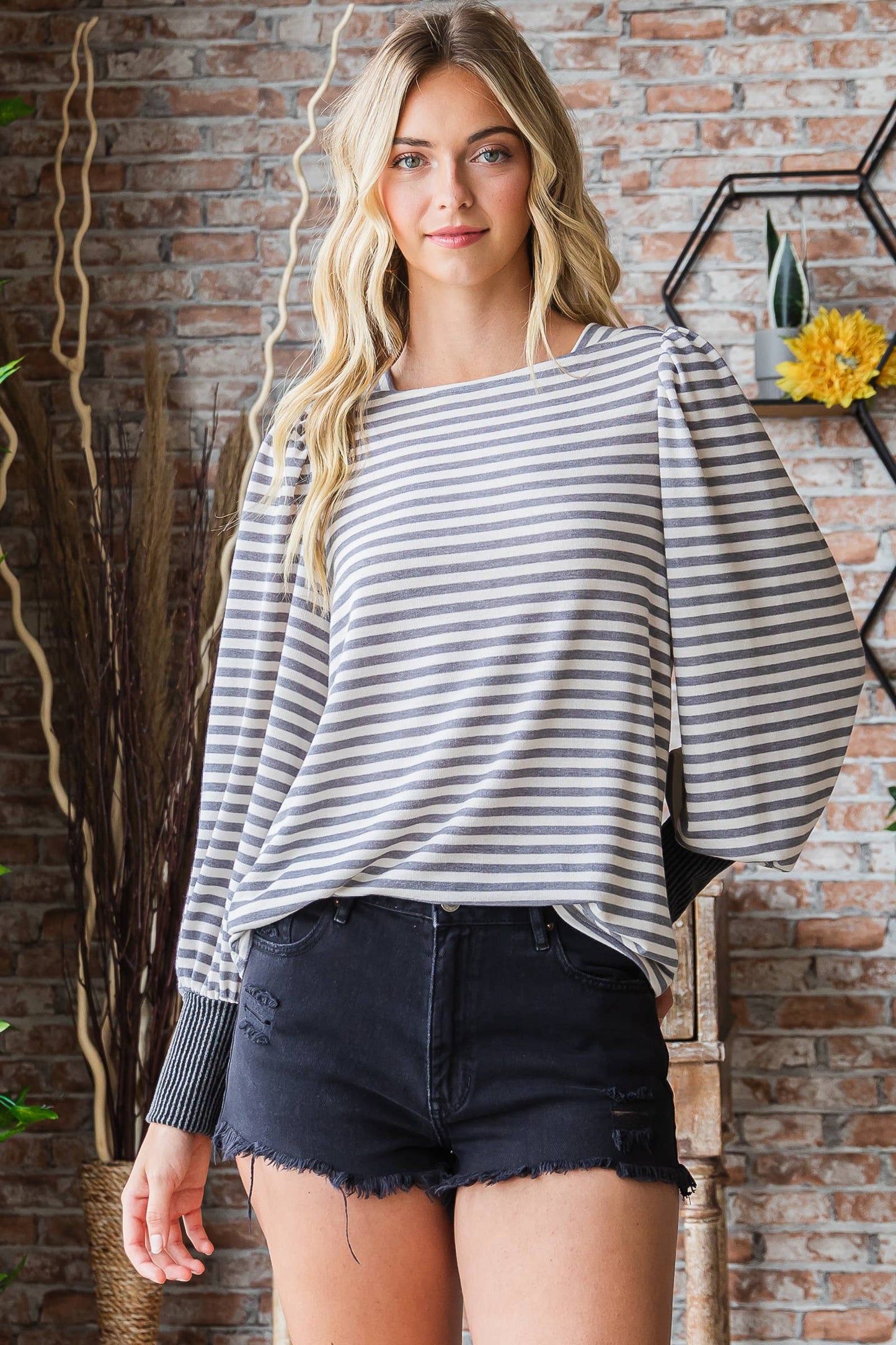 Boat neck TOP Grey / Contemporary