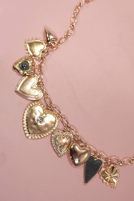 CHARM NECKLACE-MULTI BOLD HEART CHARM NECKLACE | 80N1300: GOLD