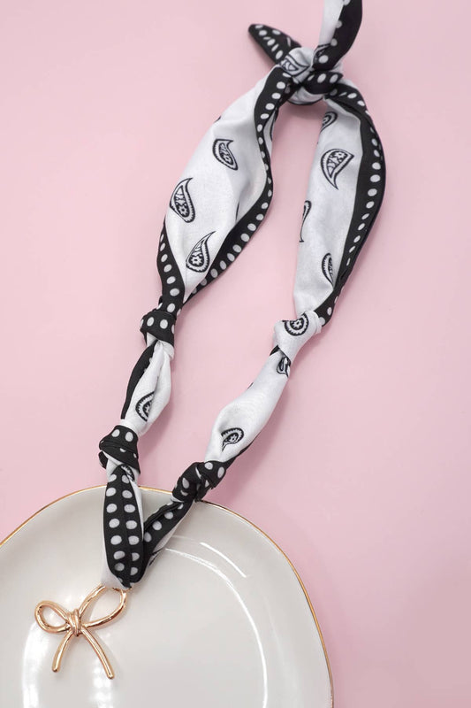 HANDMADE SCARF CHARM NECKLACE | 80N91790: I